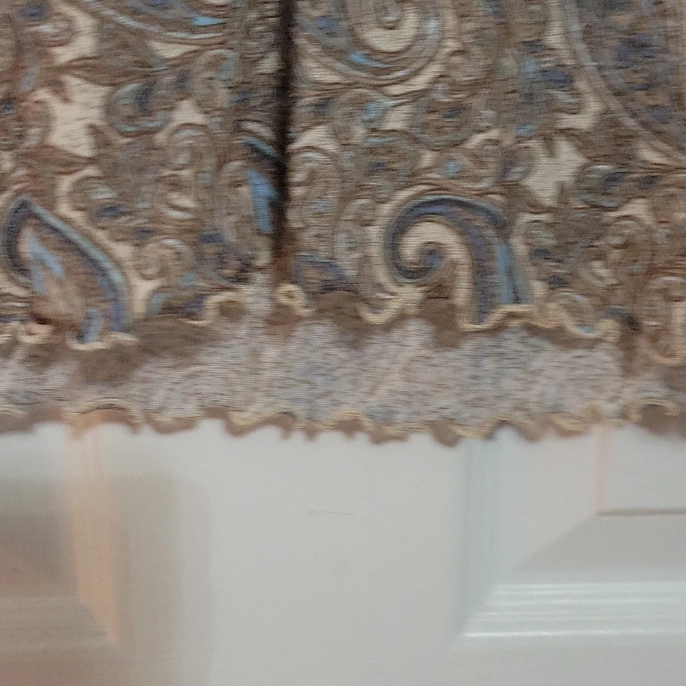 Top - Picture 5 of 6